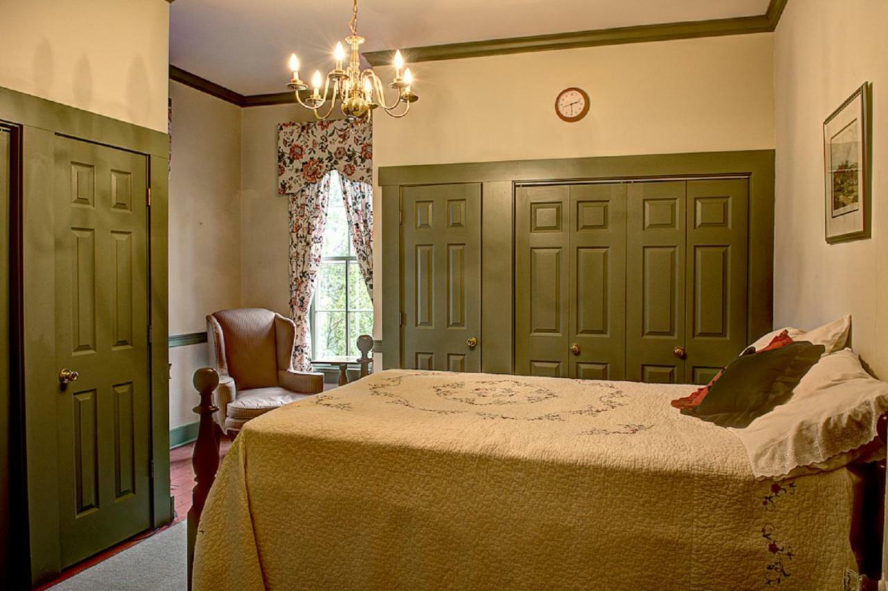 Emma'S Bed And Breakfast Springfield Exteriör bild